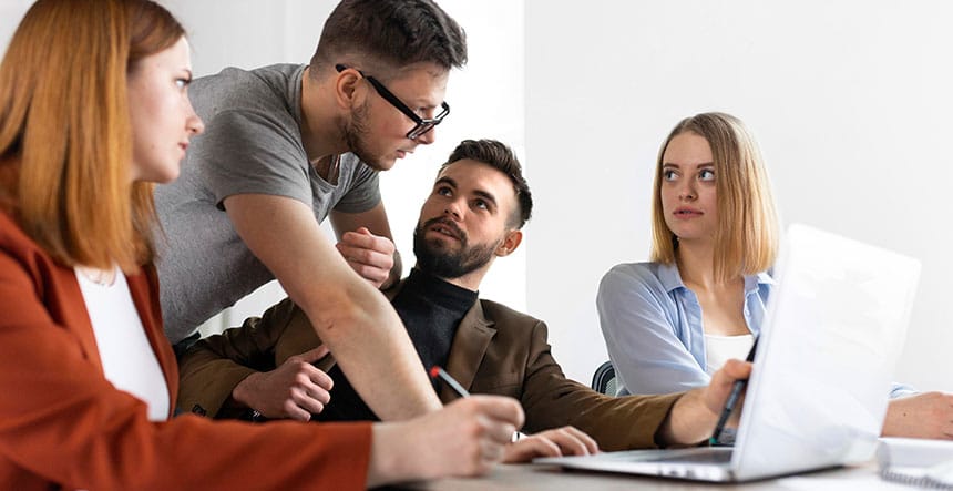 Tecnología al Servicio del Aprendizaje tendencias en capacitación