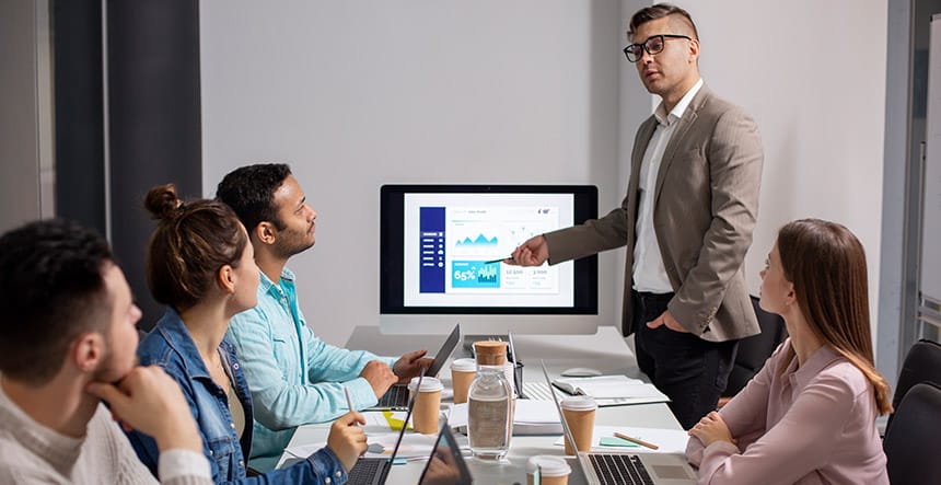 Herramientas esenciales para impartir cursos virtuales gratis