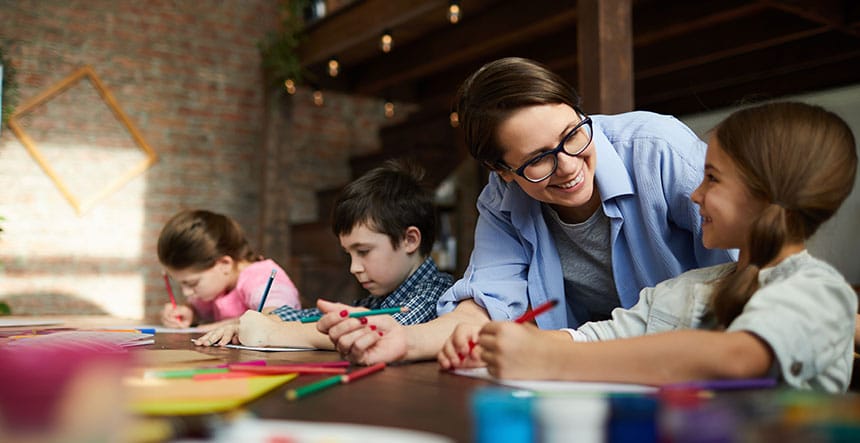 Cursos de docencia y pedagogía: convierte tu experiencia laboral